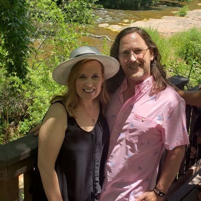 jamiecov9's profile picture. she/her