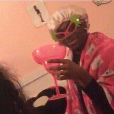 Marsthoughts17's profile picture. esta es como mi tercera cuenta