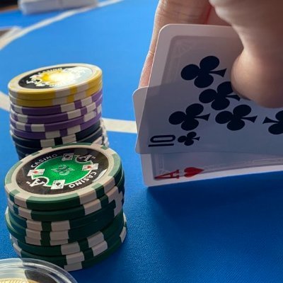 月一回程度、池袋のボードゲームカフェで、ポーカー初めての方でも安心して楽しめる会を開いています! 管理者:@nidankai2
