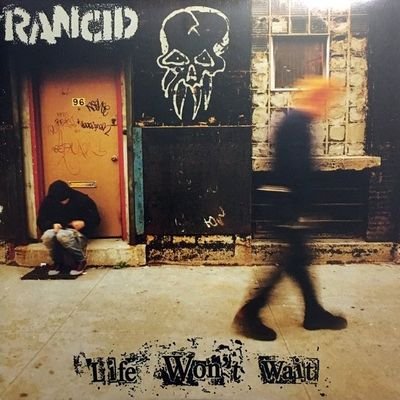 tim87no's profile picture. パンクロックとサッカーとジョジョの奇妙な冒険が大好き
荷物整理してたらCDがでてきたので紹介していきます