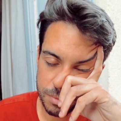 AlexSellesPerez's profile picture. Leche de pantera ( @edieci6), también hago cosas en atresmedia y creé @posculturamag (dep)