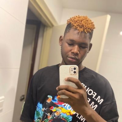 Luckydrip_'s profile picture. Keep your heads up👈👈 Positive vibes 👌👌. IFB
