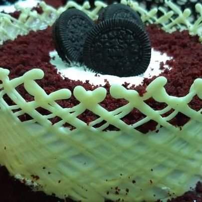 Hi , I am Mahmuda Akter . I 'm a Graphic Designer & chef .