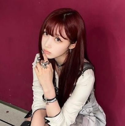 aesnvis's profile picture. only for @aespa_official 
somos dos admins(🤍-⭐)