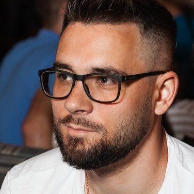VadimSetsko's profile picture. I don’t know javaScript