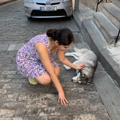 nishitaaved's profile picture. Extreme extrovert / Living it out in the gulf 🇴🇲