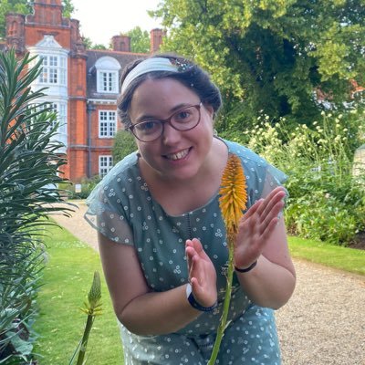 ✨ (She/her) Research Assistant @VendruscoloLab @ChemCambridge 🔬 Advocate for inclusion and diversity, and improving mental health in STEM and academia 💜