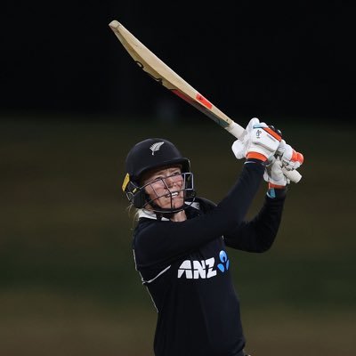 MaddyLGreen's profile picture. 🥝 cricketer. Sponsored by @kookaburrackt