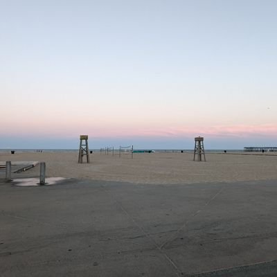 AntStacks125's profile picture. NY Giants, SA Spurs, NY Mets, RU Football Fan