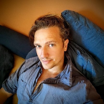 Mindful activist and lover of all beings 🌱🕊️
Works: @actionhappiness
Promotes: @EarthHolderPV
Supports: @XRRegenerative
Compassion Ambassador: @CCARE
