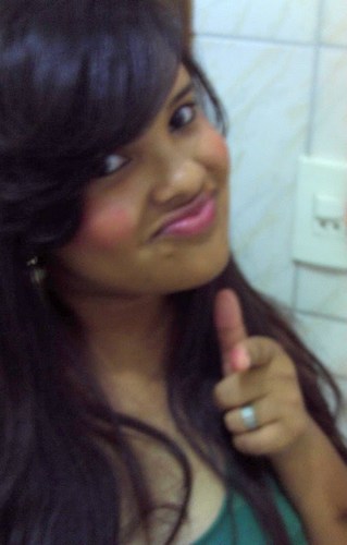 prazer Klyssia félix.....
tô akui sempre sorrindo....o melhor que tá tendo