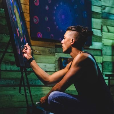 tyler_j_burger's profile picture. 