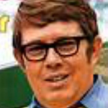 Political_FUR's profile picture. Middle Left. Common sense. Forget the daily news cycle.