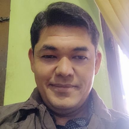 Tratando de ser un buen alumno de esta Maestra Vida, Ingeniero, Aprendiz de Músico, Católico --Aspira a lo Absoluto si en lo Relativo Quieres Progresar--