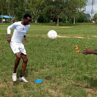 Athlete⚽ Aiming for greatness🙇🏿‍♂️ Work hard till I get it right Click 👇🔗 #TheBestThingsNeverComeEasy