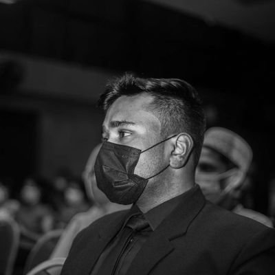 hassan_namiz's profile picture. you literally have no reason to follow me. have a good day.