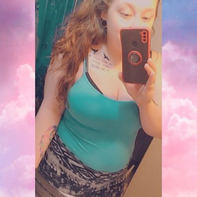 st0nerb0ner's profile picture. sup baby 😩 ₜₐₖₑ ₘₑ ₒᵤₜ ₜₒ dᵢₙₙₑᵣ 😏