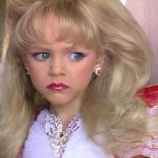 BumPageantKids's profile picture. Tweeting about bum pageant kids. and parents.