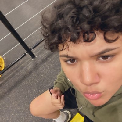 elissarios_'s profile picture. 