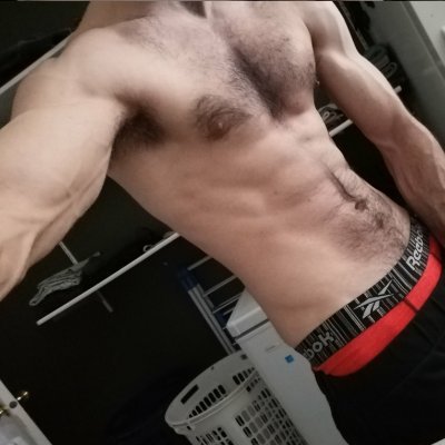 NoFace Male entertainer 18+Rated content.
Catch me on Chaturbate Live @ Bigdickyduby