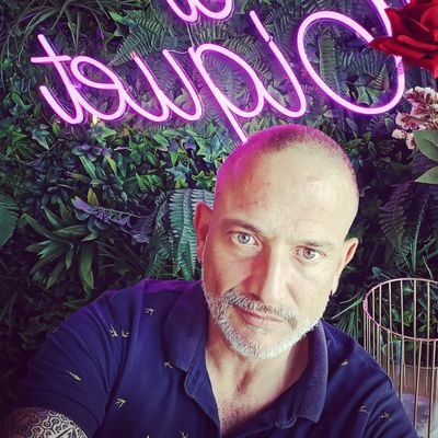 revaliente's profile picture. CEO @clickkoo #startup