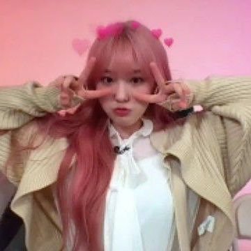 CCHAEHYUNN's profile picture. POP POP POP