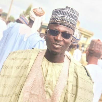 Allah First💞

RIJF Dad 😭😭😭

Dream Chaser 💪

Proudly A Geospatial Analyst 🌍
#Alhamdulillah

Proud to be @Arsenal fan ✌️