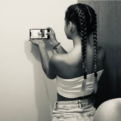 izzaaroo19's profile picture. 🧠🧠🧠