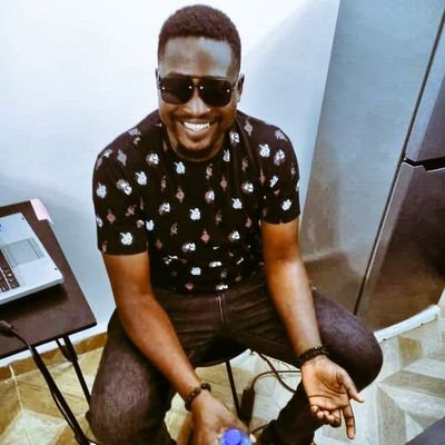 Architect| Construction leadsman| |Freelancer |Interior Designer. 💼🏛
Football lover @chelseafc
Human Tool box
#BeliverIdentity