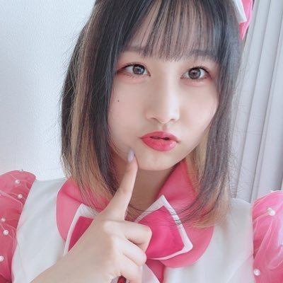 @hime_idolclass 🌟🧸🎀💍😘気になっている！！ しかも年齢は同い年だけど学年が違う！！ぴななんがたまに嫉妬😒💭するからそれでアカウント作りました。