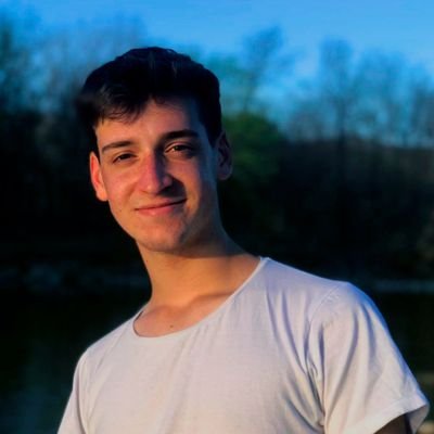 Solofounder at https://t.co/oKlfHjxLHt | Data Scientist & AI engineer 👨‍💻 |💡IndieMaker & Indiehacking 🐦🇦🇷 -- Sebastian Rinaldi