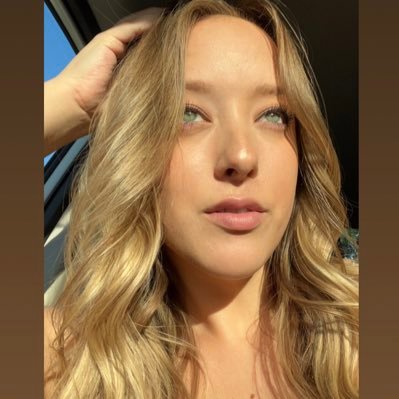 lindsayhuizer's profile picture. 