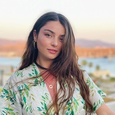 Alhomi81's profile picture. R6 player
سنابي: Alhomi81
انستا: Alhomi81