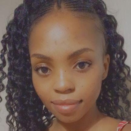 LedwabaTebogile's profile picture. I'm a huge lover of love❤