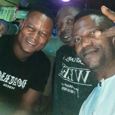 ajide99's profile picture. yworry