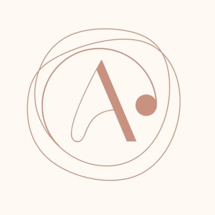 VL_onlineshop's profile picture. In God's time ♡