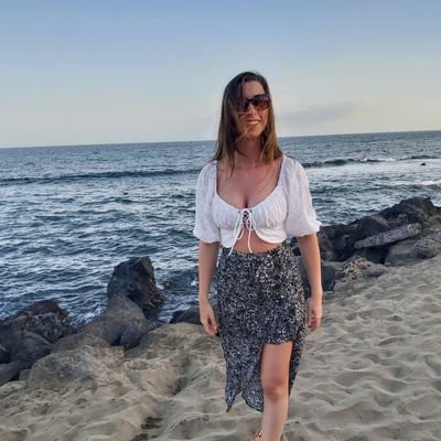 ElenaPedrosa15's profile picture. ♈. ⚖. 🐶💛