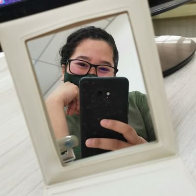 👩👧👧Mother of Two Ladies and a Boy
👩💻
💁♀️Simple
🍟🍕🍔🍗🍿🍝🍤🍦🍫