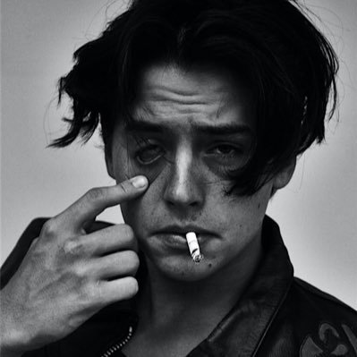 You don't want to be trapped inside with me, Sunshine. Inside, I'm somebody nobody wants to fuck with. 𝘔𝘊/𝘗𝘢𝘳𝘰𝘥𝘺