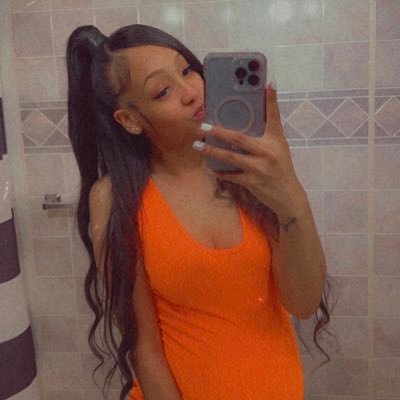 Manika_Taylor's profile picture. Fmoi: @x___memee add me on sc: love_meme00 🧚🏽‍♀️