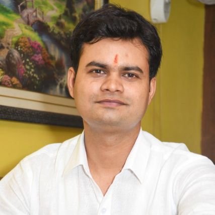 परं वैभवं नेतुमेतत् स्वराष्ट्रम्
समर्था भवत्वाशिषा ते भृशम्
भारत माता की जय 🚩🙏