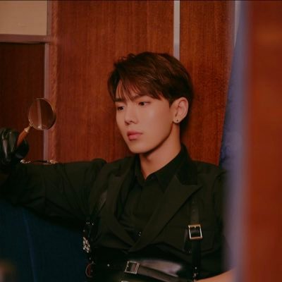 itshoneyjoo's profile picture. lis 🐻 몬스타엑스 ❛ 하얀 눈이 오면 추운 겨울이 오면 넌 날 따듯하게 녹여 ❜