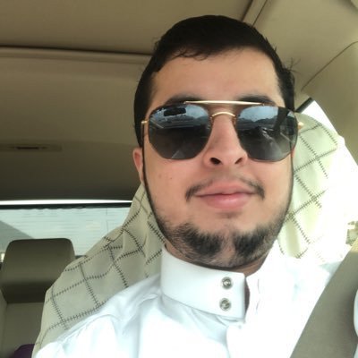 (بكالوريوس إدارة اعمال) ، ( دبلوم انشاءات مدنية )
