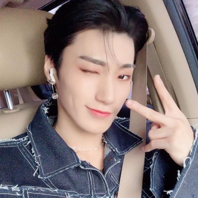 riaAtiny's profile picture. It's coming!💕🥰 
ATEEZ THE WORLD EP.1 : MOVEMENT🤩🤩🤩
My new acc dedicated to the loveliest #SAN #산 #ATEEZ