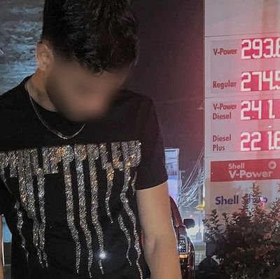 gantelfino's profile picture. The world is mine. 🎒