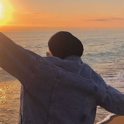 ﴿لَا إِلَهَ إِلَّا أَنْتَ سُبْحَانَكَ إِنِّي كُنْتُ مِنَ الظَّالِمِينَ﴾