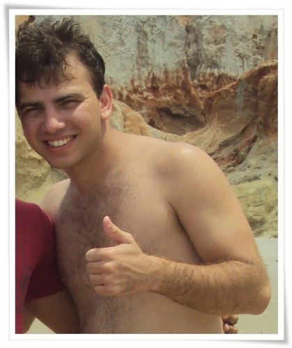 Um sonhador, mais de pés no chão. Estudante de Publicidade e Propaganda. Vascaíno de coração.