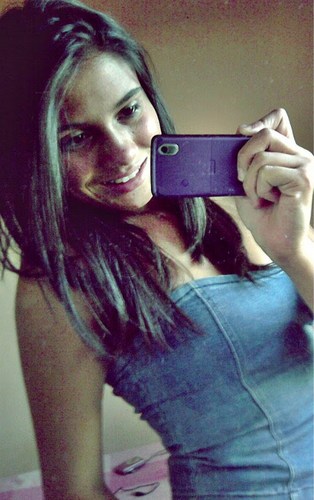 Quem se descreve,se limita .