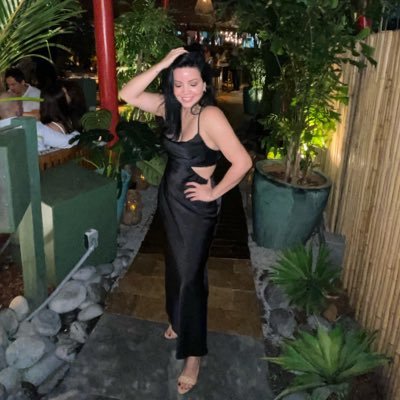 HildaLecaro's profile picture. Solo se vive una vez, sé feliz. ❤️