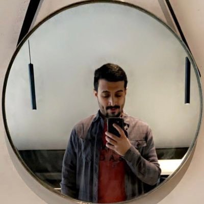 لا يتواضع الا من كان واثقا بنفسه ولا يتكبر الا من كان عالما بنقصه